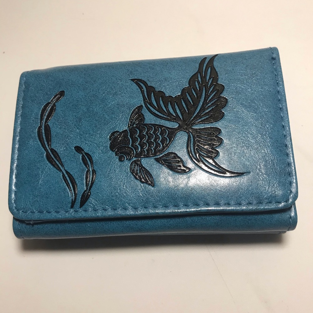 Goldfish embossed vegan trifold small wallet